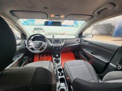 Сүрөт унаа Hyundai Solaris