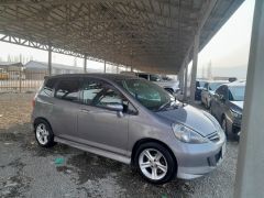 Фото авто Honda Fit