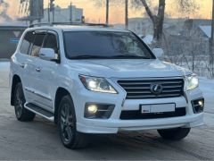 Photo of the vehicle Lexus LX