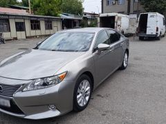 Photo of the vehicle Lexus ES