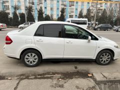 Сүрөт унаа Nissan Tiida