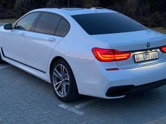 Photo of the vehicle BMW 7 Series