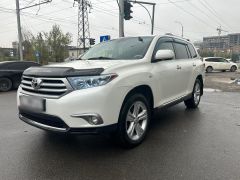 Сүрөт унаа Toyota Highlander