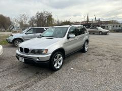 Photo of the vehicle BMW X5