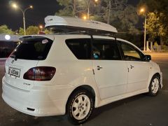 Photo of the vehicle Toyota Ipsum