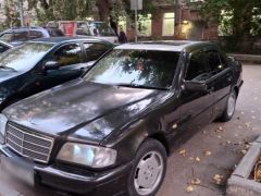 Сүрөт унаа Mercedes-Benz 190 (W201)