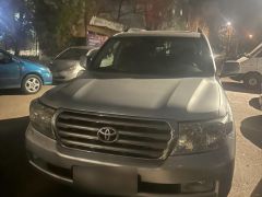 Photo of the vehicle Toyota Land Cruiser