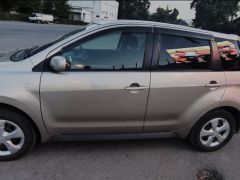 Photo of the vehicle Toyota Ist