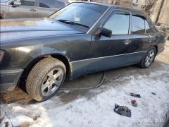 Сүрөт унаа Mercedes-Benz W124