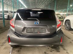 Фото авто Toyota Prius c