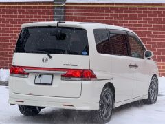 Photo of the vehicle Honda Stepwgn