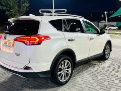 Сүрөт унаа Toyota RAV4