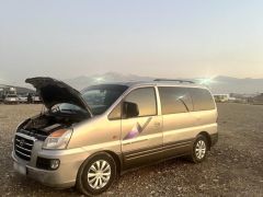 Сүрөт унаа Hyundai Starex (H-1)