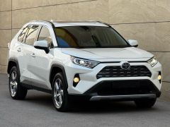 Сүрөт унаа Toyota RAV4