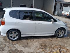 Photo of the vehicle Honda Fit