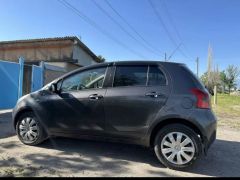 Сүрөт унаа Toyota Yaris