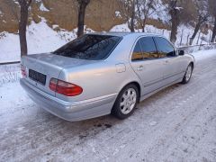 Photo of the vehicle Mercedes-Benz E-Класс