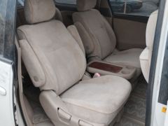 Photo of the vehicle Toyota Estima