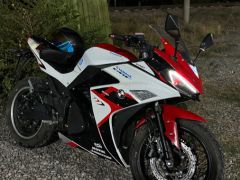 Сүрөт унаа Yamaha R