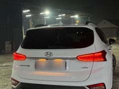 Photo of the vehicle Hyundai Santa Fe