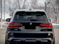 Photo of the vehicle BMW X5