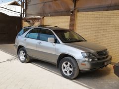 Photo of the vehicle Lexus RX