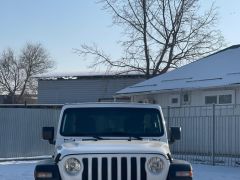 Сүрөт унаа Jeep Wrangler