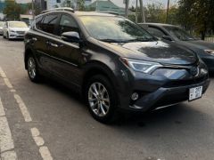 Сүрөт унаа Toyota RAV4