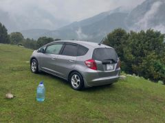 Photo of the vehicle Honda Fit