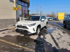 Сүрөт унаа Toyota RAV4