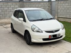 Photo of the vehicle Honda Fit