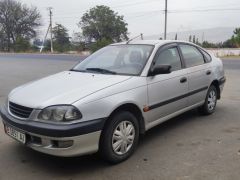 Сүрөт унаа Toyota Avensis