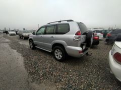 Сүрөт унаа Toyota Land Cruiser Prado