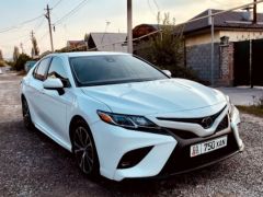 Сүрөт унаа Toyota Camry