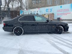 Photo of the vehicle BMW 5 Series