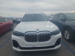 Фото авто BMW X7