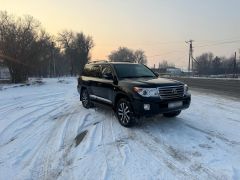 Сүрөт унаа Toyota Land Cruiser