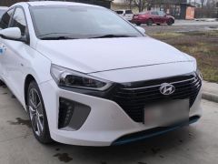 Photo of the vehicle Hyundai IONIQ