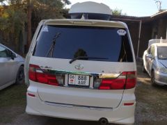 Photo of the vehicle Toyota Alphard