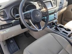 Сүрөт унаа Kia Carnival