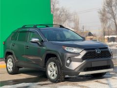 Photo of the vehicle Toyota RAV4