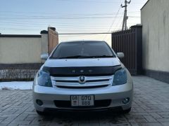 Photo of the vehicle Toyota Ist