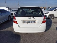 Photo of the vehicle Honda Fit