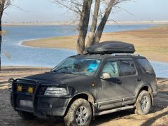 Photo of the vehicle Ford Explorer