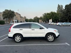 Photo of the vehicle Honda CR-V