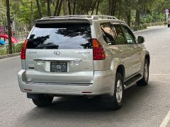 Photo of the vehicle Lexus GX