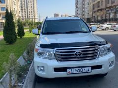 Сүрөт унаа Toyota Land Cruiser