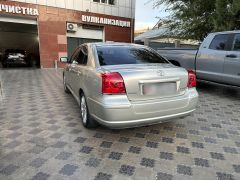 Сүрөт унаа Toyota Avensis