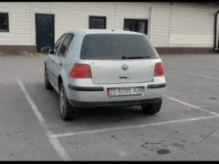 Photo of the vehicle Volkswagen Golf