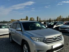 Сүрөт унаа Toyota Highlander